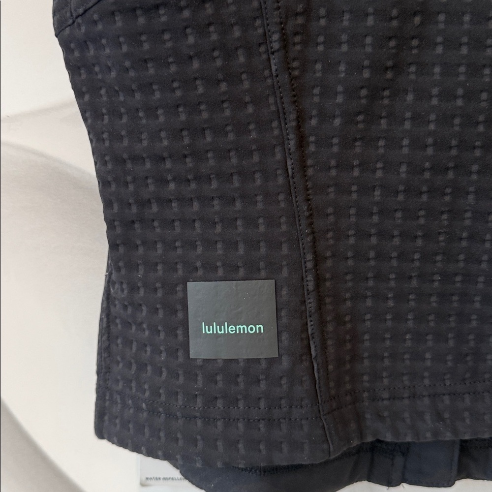 Lululemon Water-Repellent Fleece Hiking Vest! NWT - Picture 10 of 16